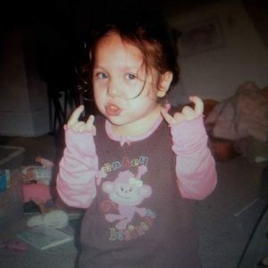 Meet your Posher, Abigail